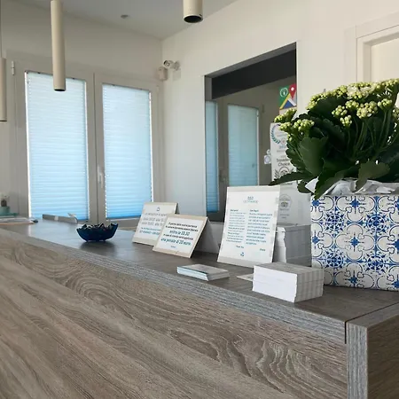 Couette-café Le Maree 4*